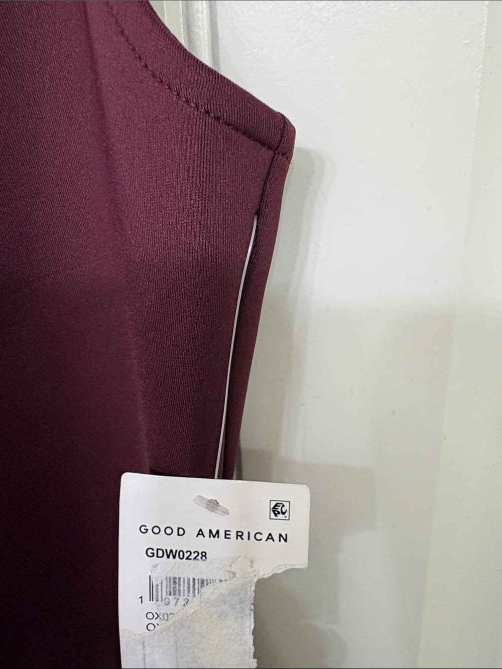 NWT Good American Slim Mini Dress in Burgundy - Picture 4 of 11